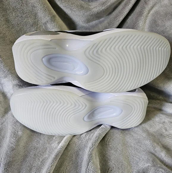 Nike Air Zoom Flight 95 "Black Patent" DV0820-100 Basketball Mens Size 10 - Picture 8 of 16